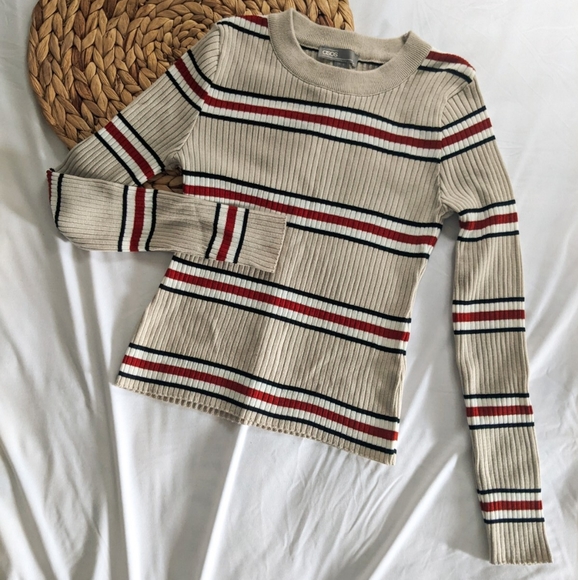 *NWOT* Asos Design Petite Cropped Sweater in Neutral Stripe - Picture 6 of 9
